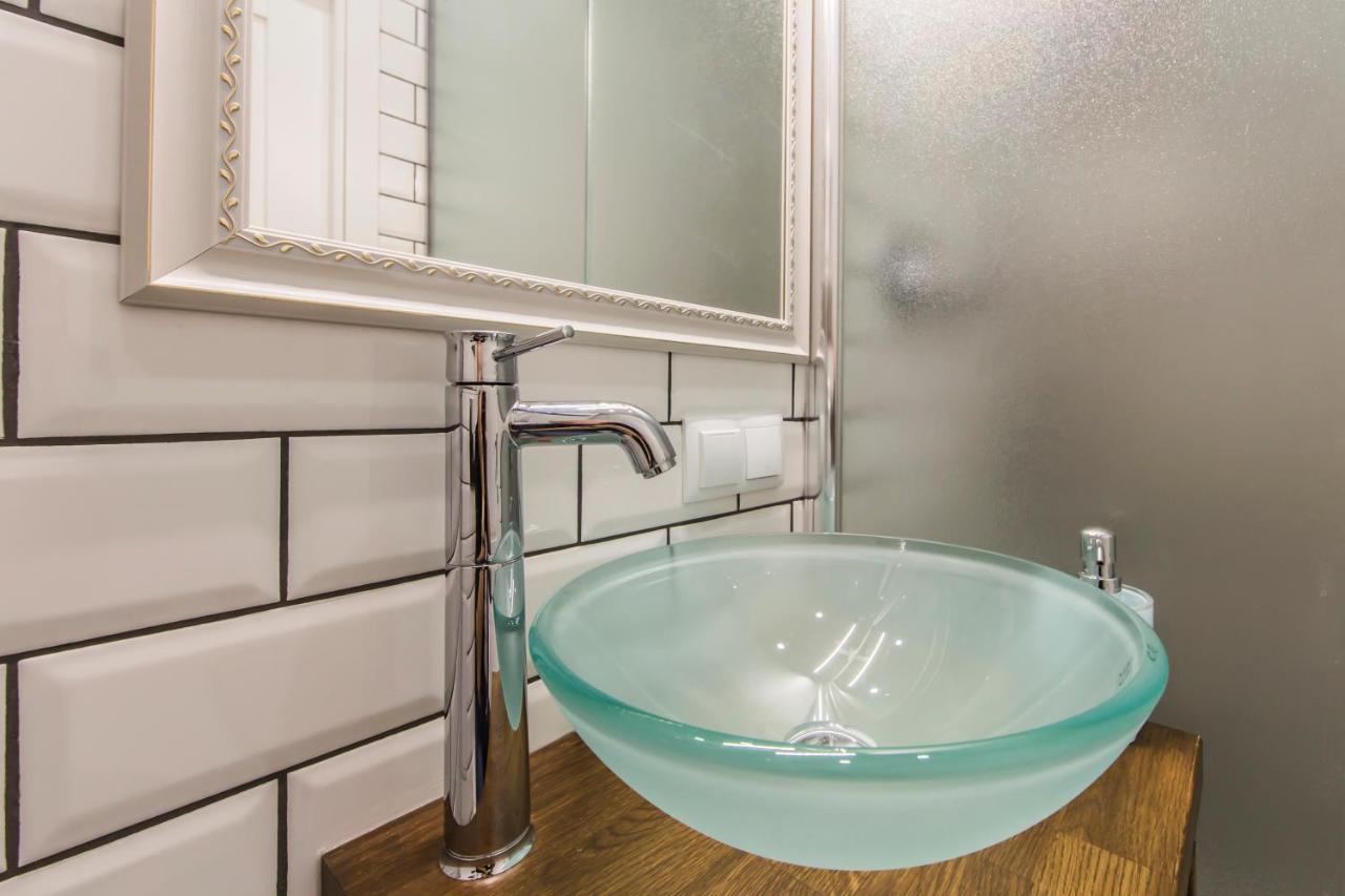 Kyiv City Loft Apart Hotel Экстерьер фото